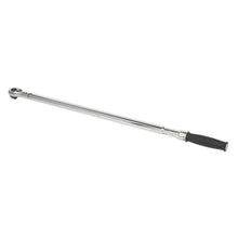 Load image into Gallery viewer, Sealey Torque Wrench 3/4" Drive 237-983Nm(150-750lb.ft) Push-Through Calibrated (Premier)