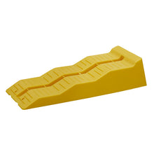 Load image into Gallery viewer, Sealey Levelling Ramps - 3-Stage 2.5 Tonne Capacity per Ramp 5 Tonne Capacity per Pair