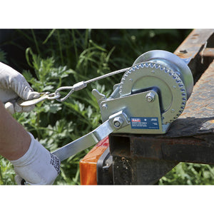 Sealey Geared Hand Winch 540kg Capacity, Cable