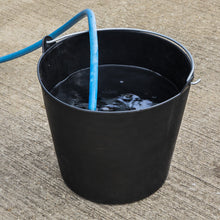 Load image into Gallery viewer, Sealey Heavy-Duty Flexi Tub 26L, Metal Handle - Black
