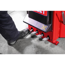 Load image into Gallery viewer, Sealey Tyre Changer - Automatic
