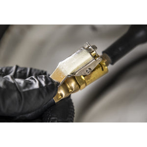 Sealey Tyre Pressure Gauge, Clip-On Chuck 0-7bar(0-100psi)